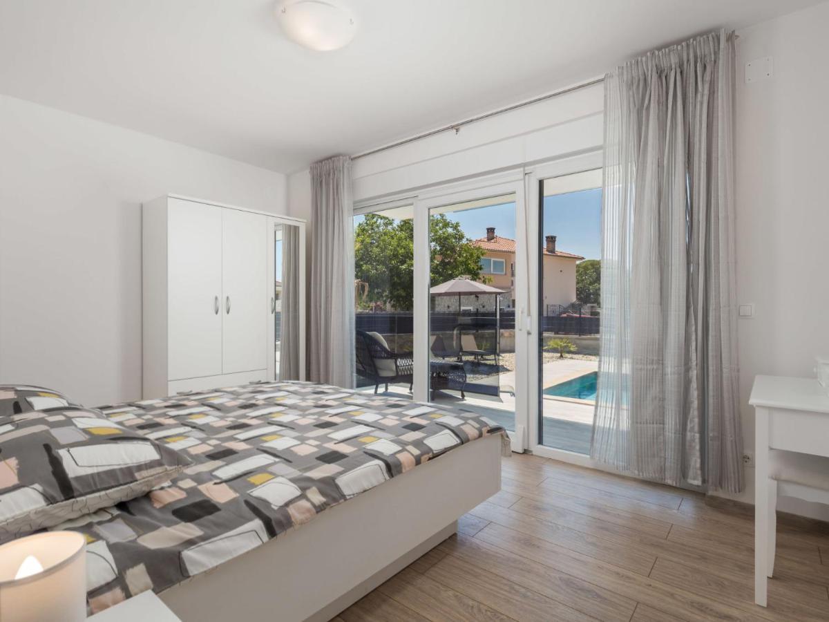 Holiday Home Villa Palma - Krk148 By Interhome Pinezići Kültér fotó