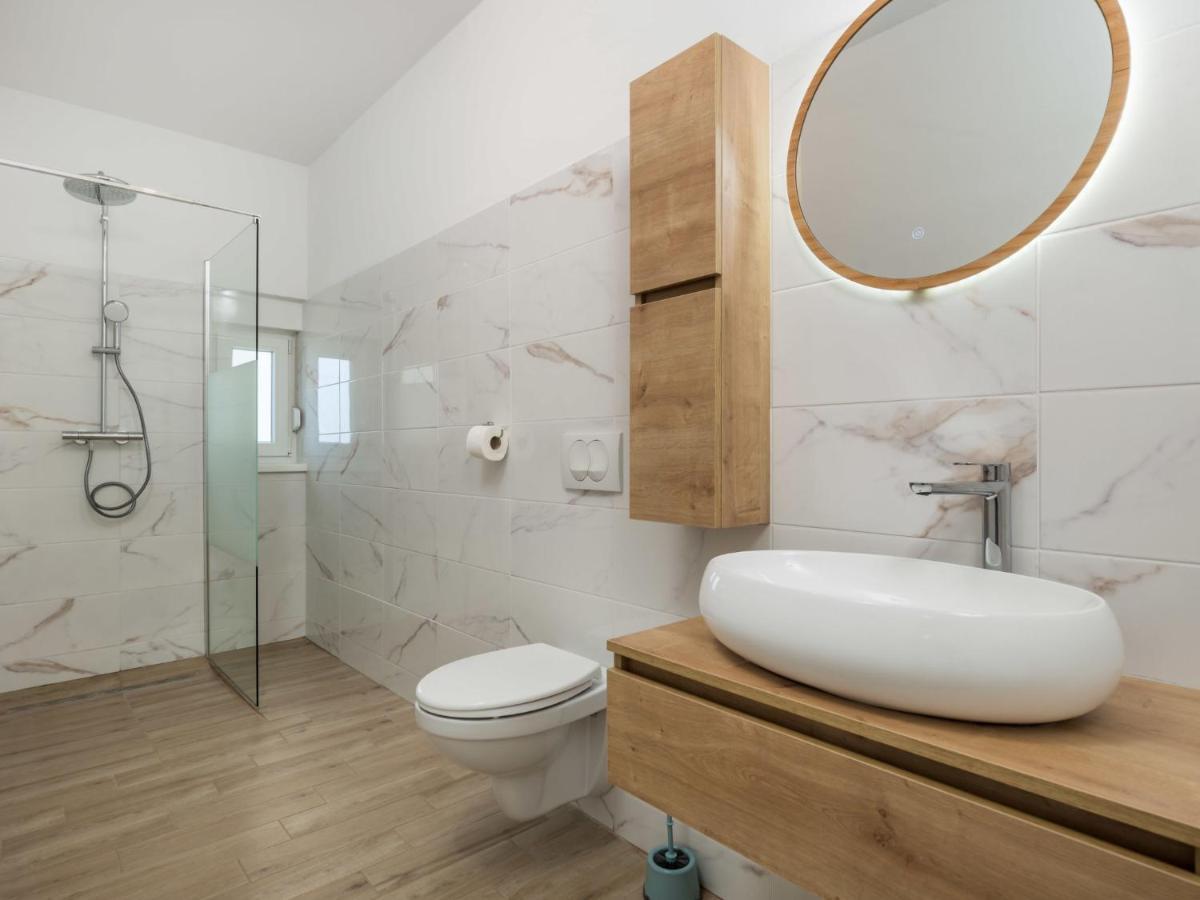 Holiday Home Villa Palma - Krk148 By Interhome Pinezići Kültér fotó