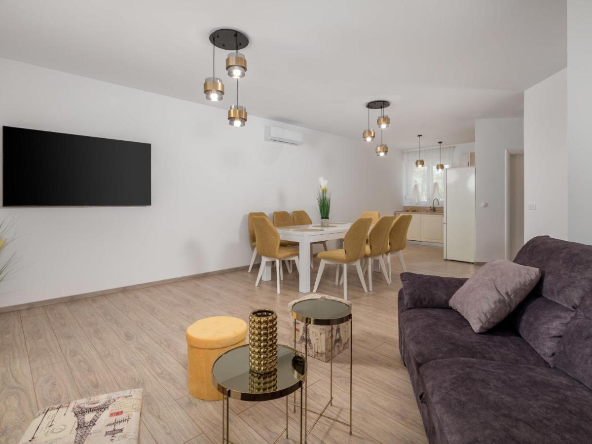 Holiday Home Villa Palma - Krk148 By Interhome Pinezići Kültér fotó